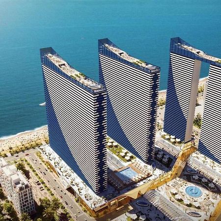 Delux Sea View Aparthotel In Orbi City Batumi Kültér fotó