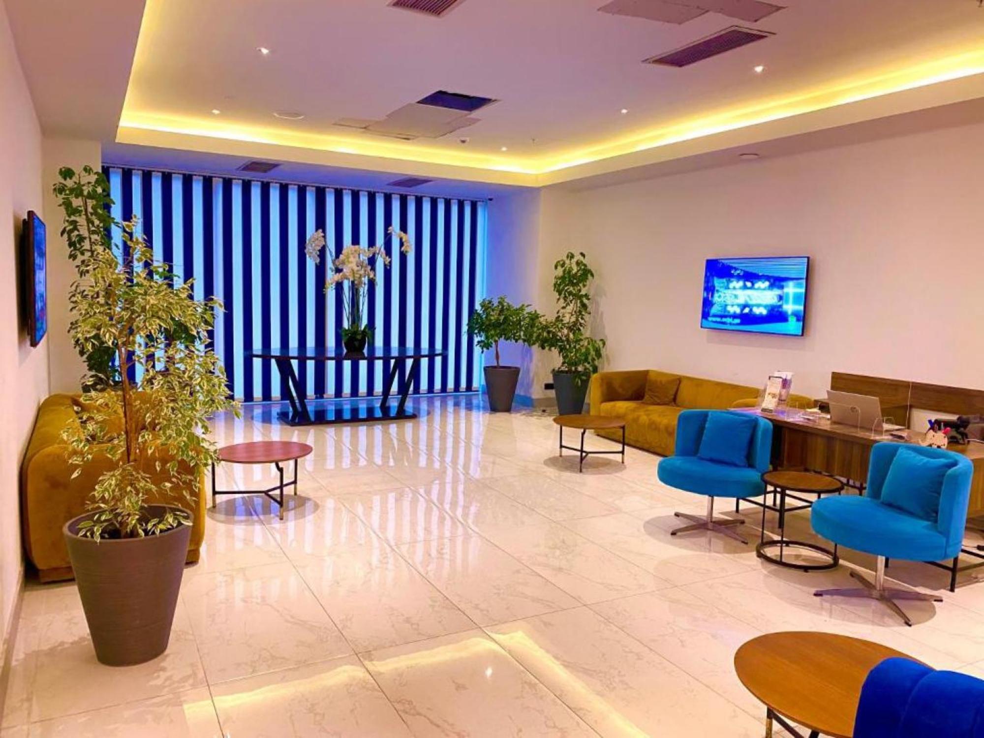 Delux Sea View Aparthotel In Orbi City Batumi Kültér fotó