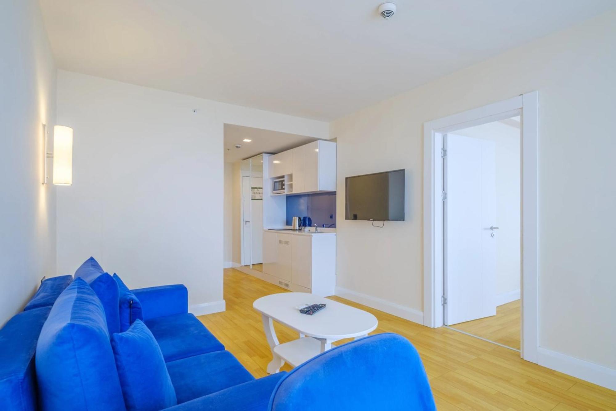 Delux Sea View Aparthotel In Orbi City Batumi Kültér fotó